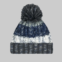 Corkscrew pom pom beanie